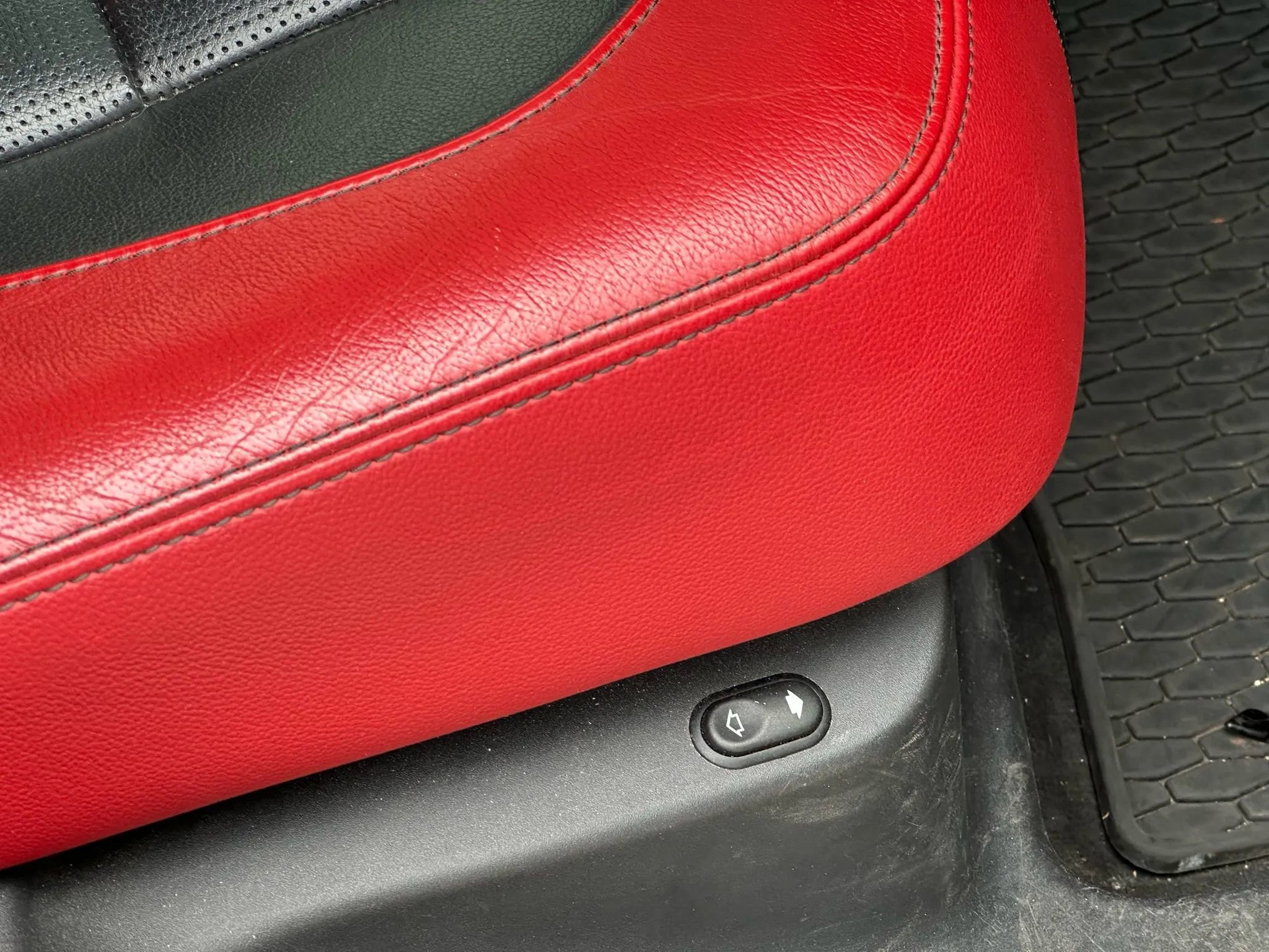 Used 2017 Jaguar F-PACE S image 34