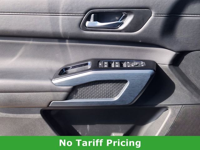 Certified 2025 Nissan Pathfinder SL w/ SL Premium Package image 21