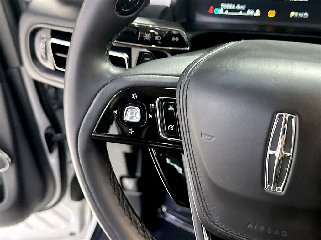 Used 2022 Lincoln Aviator AWD w/ Premium Package image 14