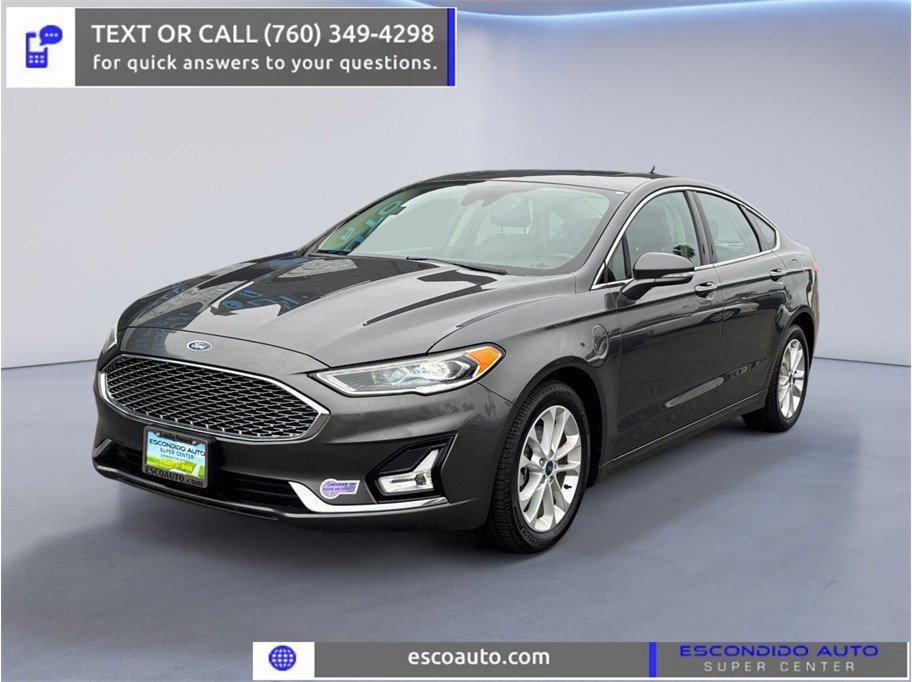 Used 2019 Ford Fusion Energi Titanium FWD image 1