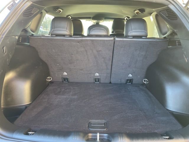 Used 2024 Jeep Compass Limited image 18