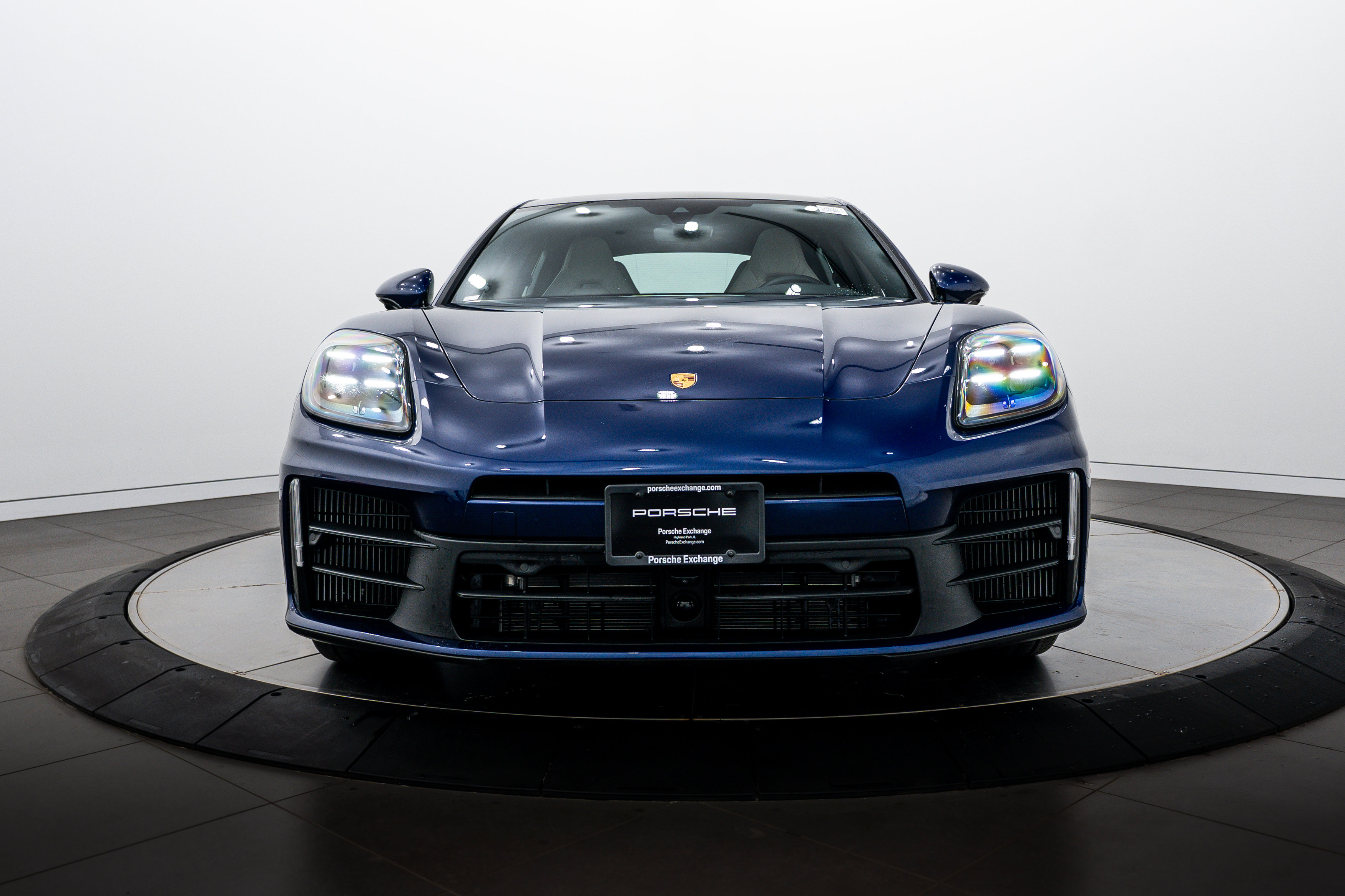 Certified 2026 Porsche Panamera 4 AWD/4WD image 10