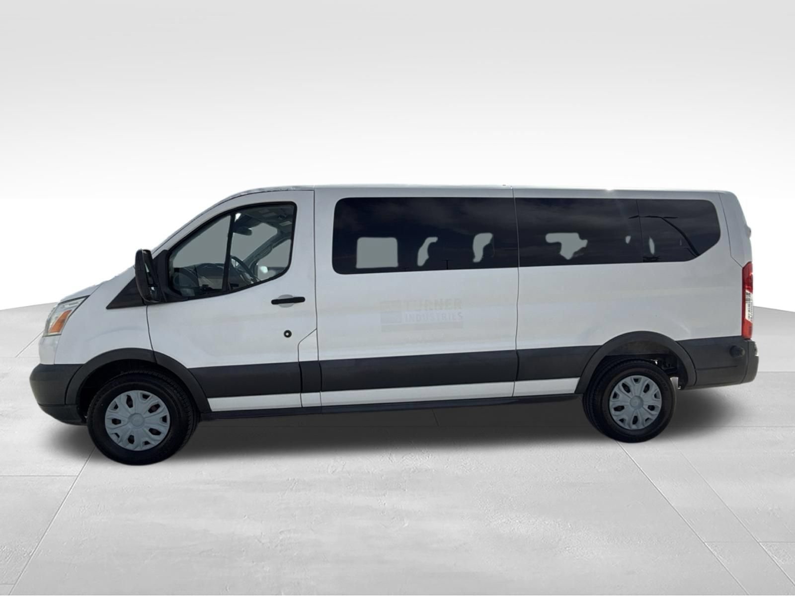 Used 2016 Ford Transit 350 XLT RWD image 8