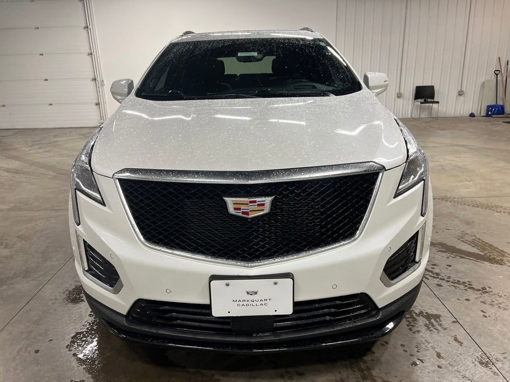 Certified 2023 Cadillac XT5 Sportv w/ Technology Package image 3