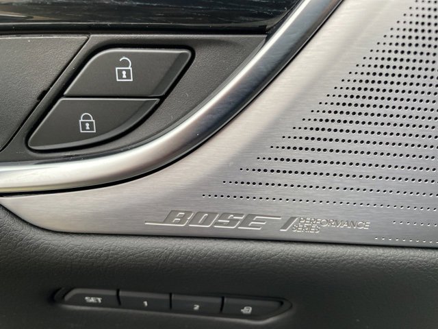 Used 2025 Cadillac XT5 Premium Luxury image 15