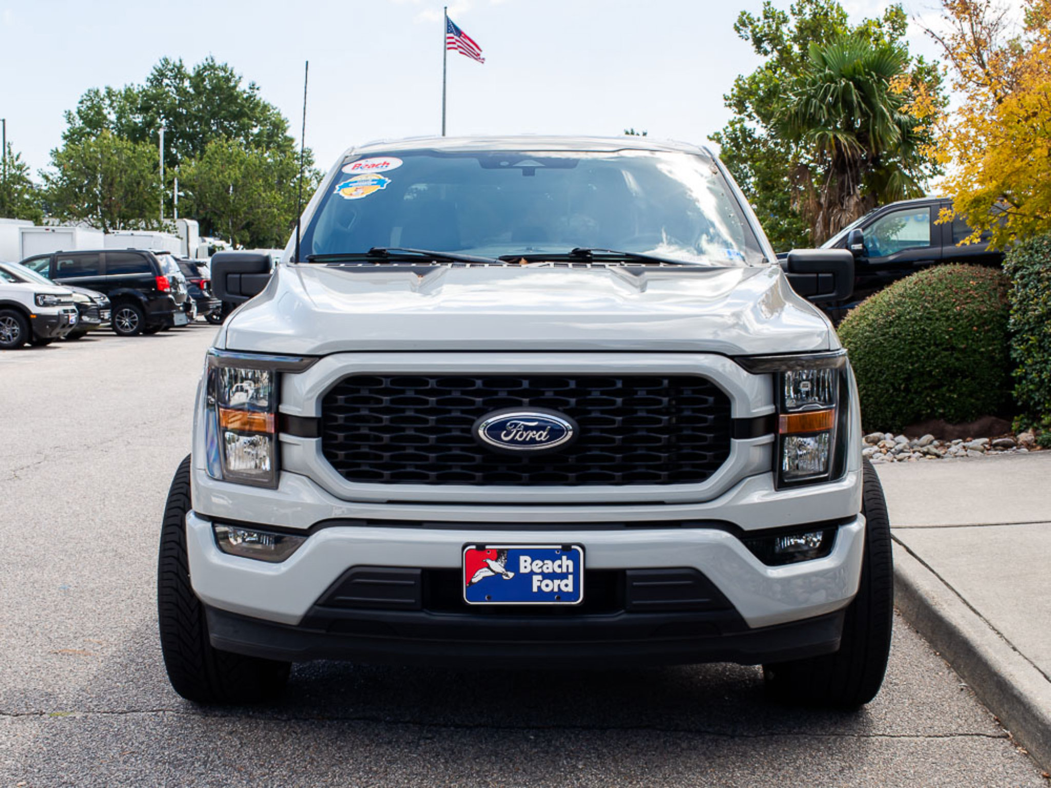 Used 2023 Ford F150 XL RWD image 2