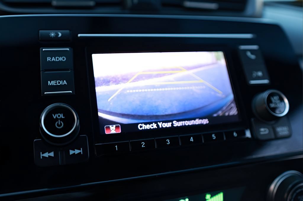 Used 2017 Honda CR-V LX image 30