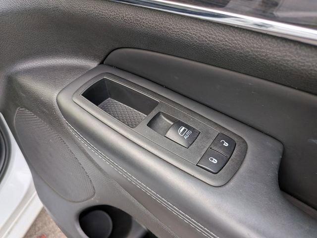 Used 2020 Jeep Grand Cherokee Overland image 35