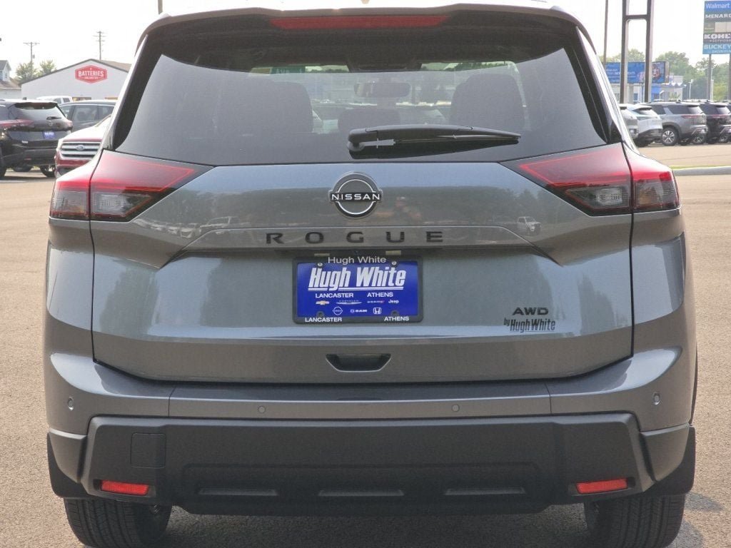 New 2026 Nissan Rogue Dark Armor AWD/4WD image 12
