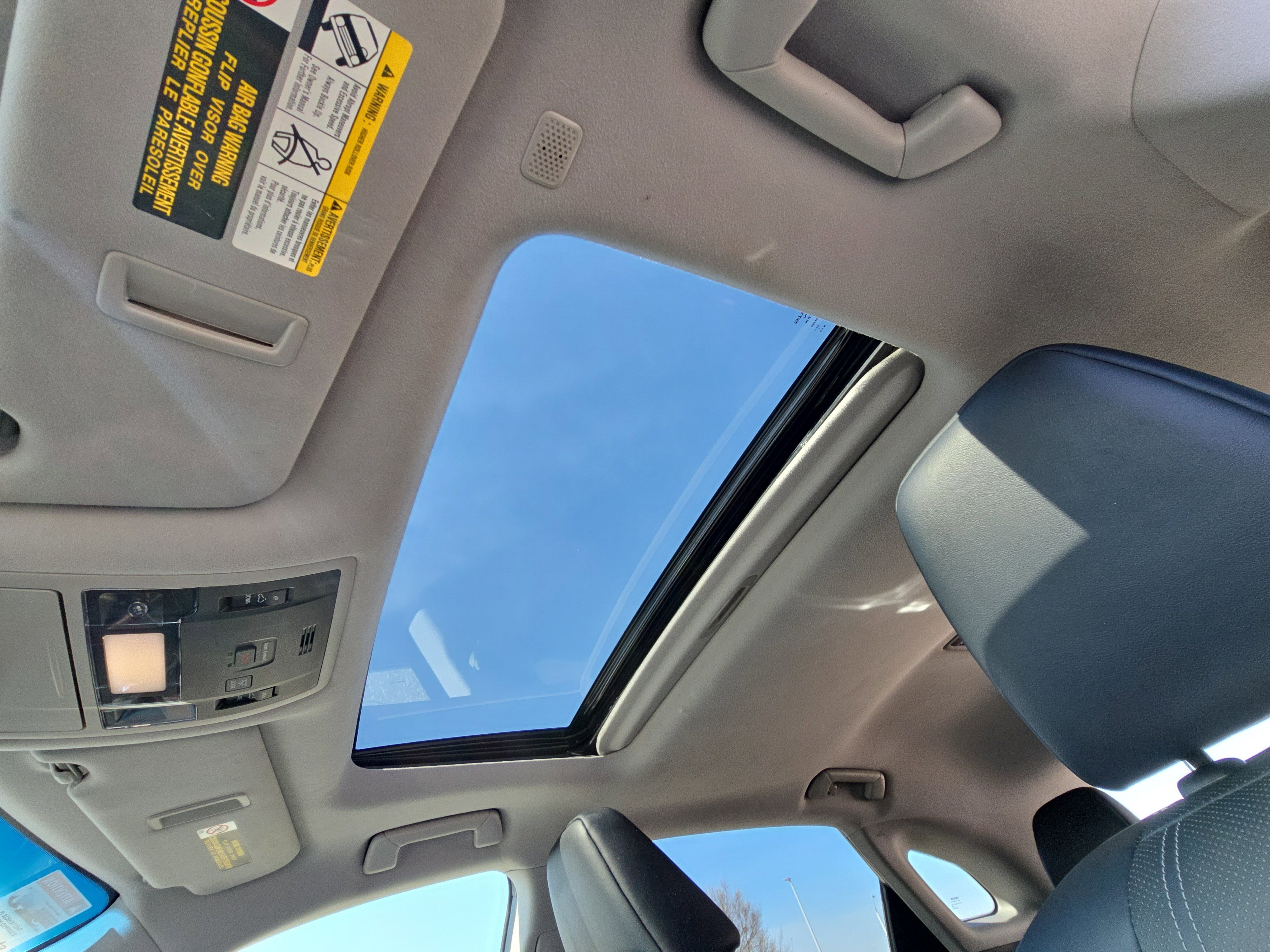 Used 2019 Lexus RX 350 AWD w/ Navigation Package image 28