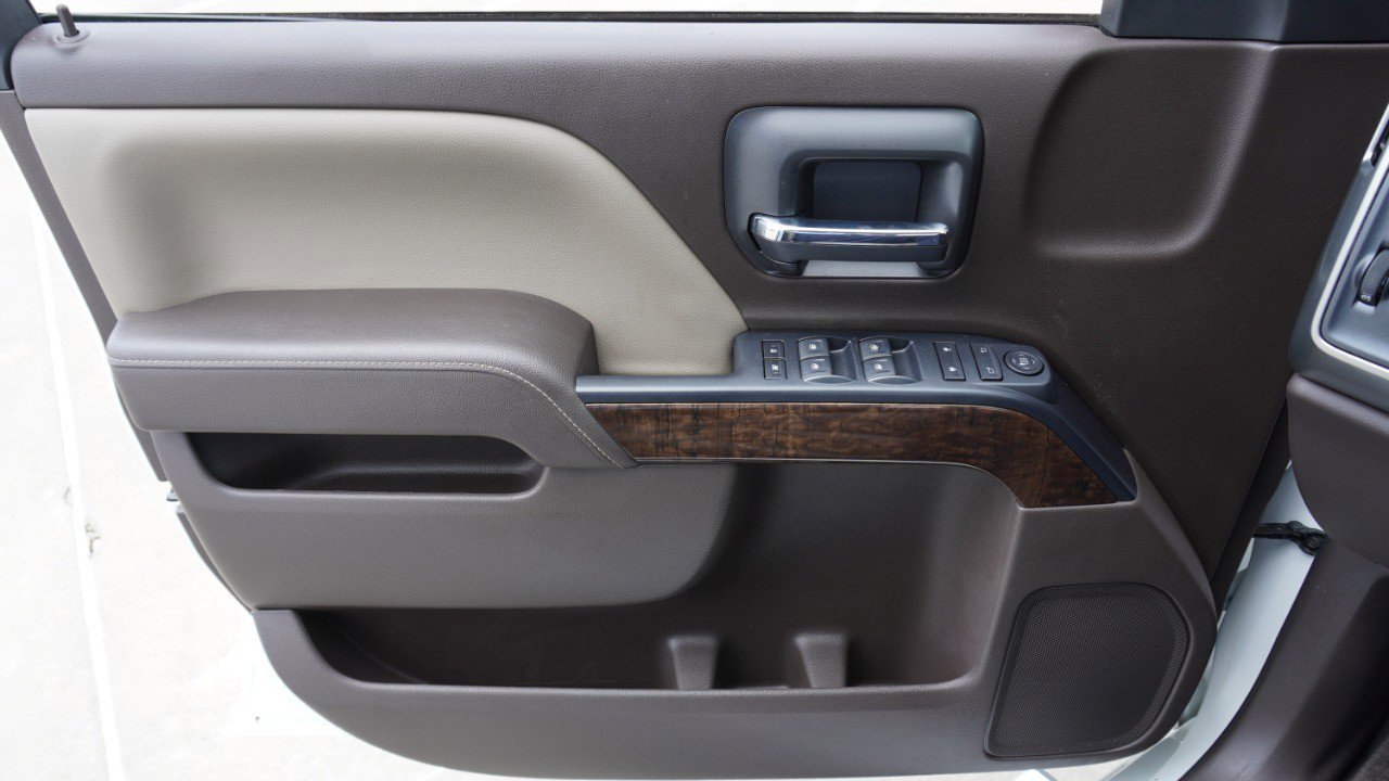 Used 2018 Chevrolet Silverado 1500 LT w/ Texas Edition RWD image 20