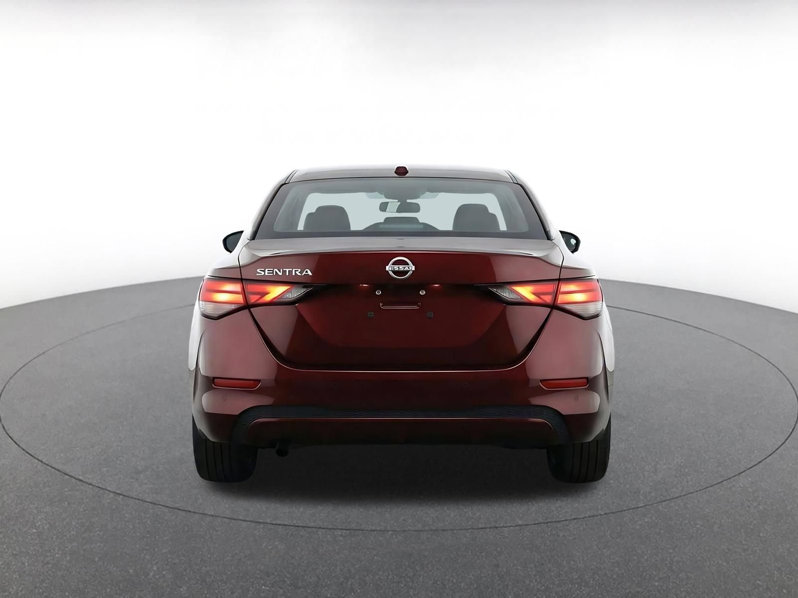Used 2025 Nissan Sentra SV FWD image 8