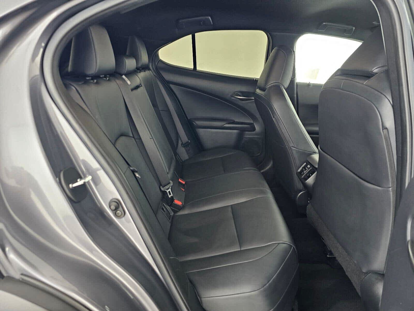 Used 2021 Lexus UX 200 w/ Accessory Package (Z2) FWD image 12