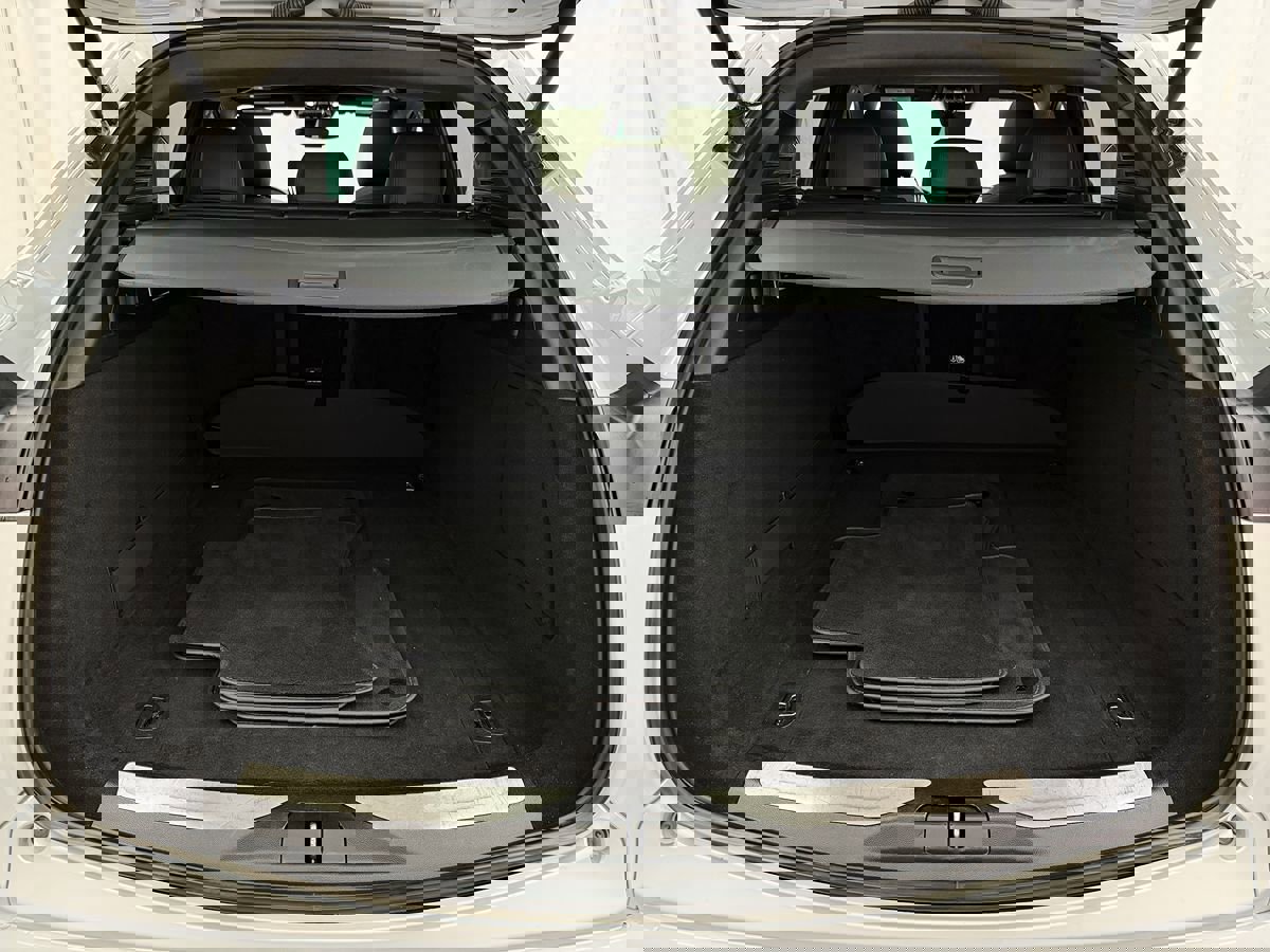 Used 2024 Maserati Grecale Modena image 39