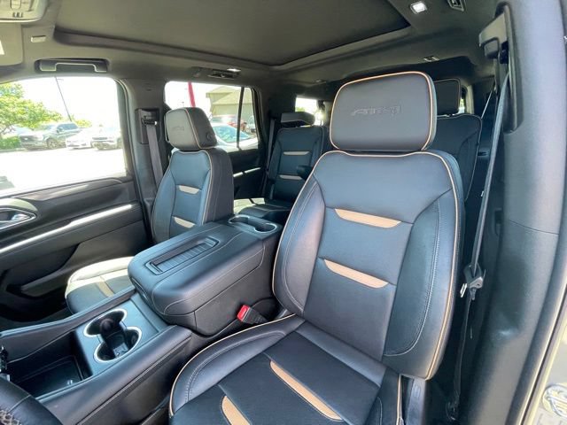 Certified 2023 GMC Yukon AT4 w/ Technology Package AWD/4WD image 18