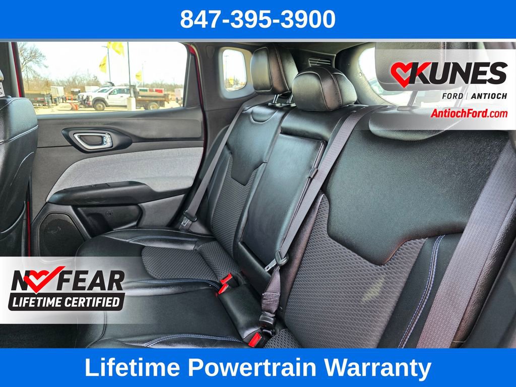 Used 2025 Jeep Compass Latitude image 22