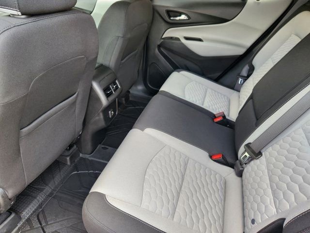 Used 2021 Chevrolet Equinox LS w/ LS Convenience Package image 38
