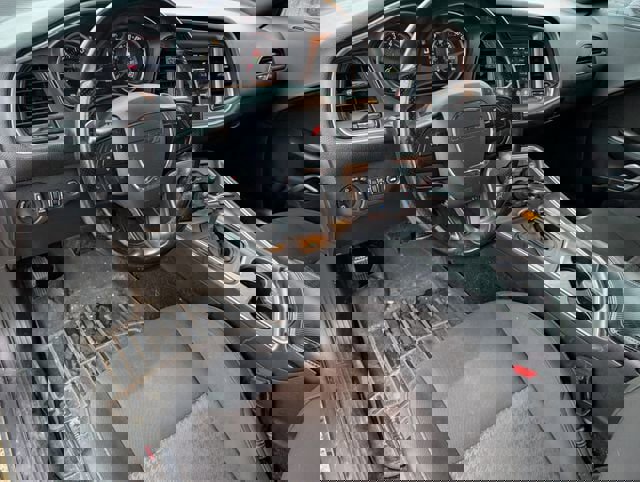 Used 2020 Dodge Challenger R/T RWD image 9