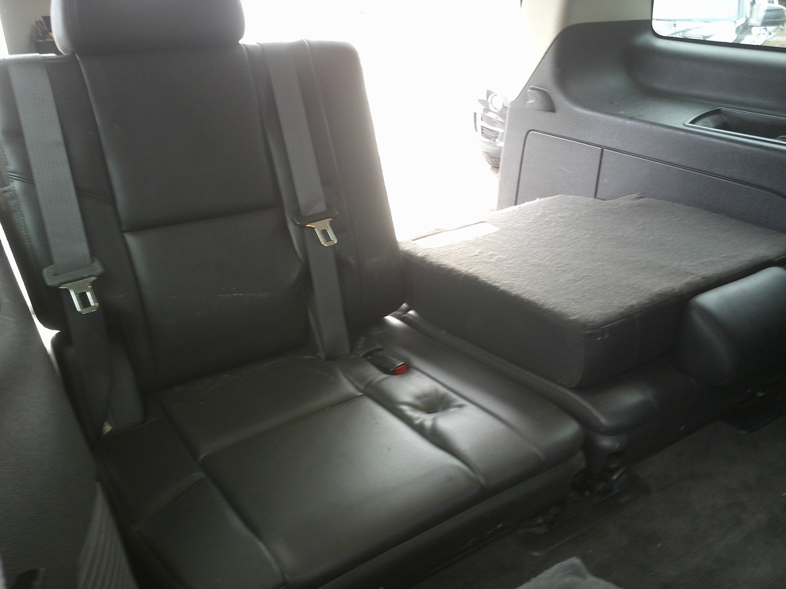 Used 2011 GMC Yukon Denali image 14