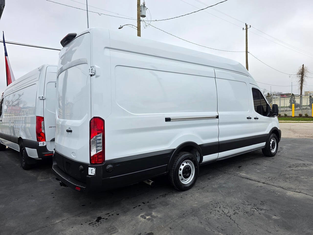 Used 2021 Ford Transit 250 148 High Roof Extended RWD image 6