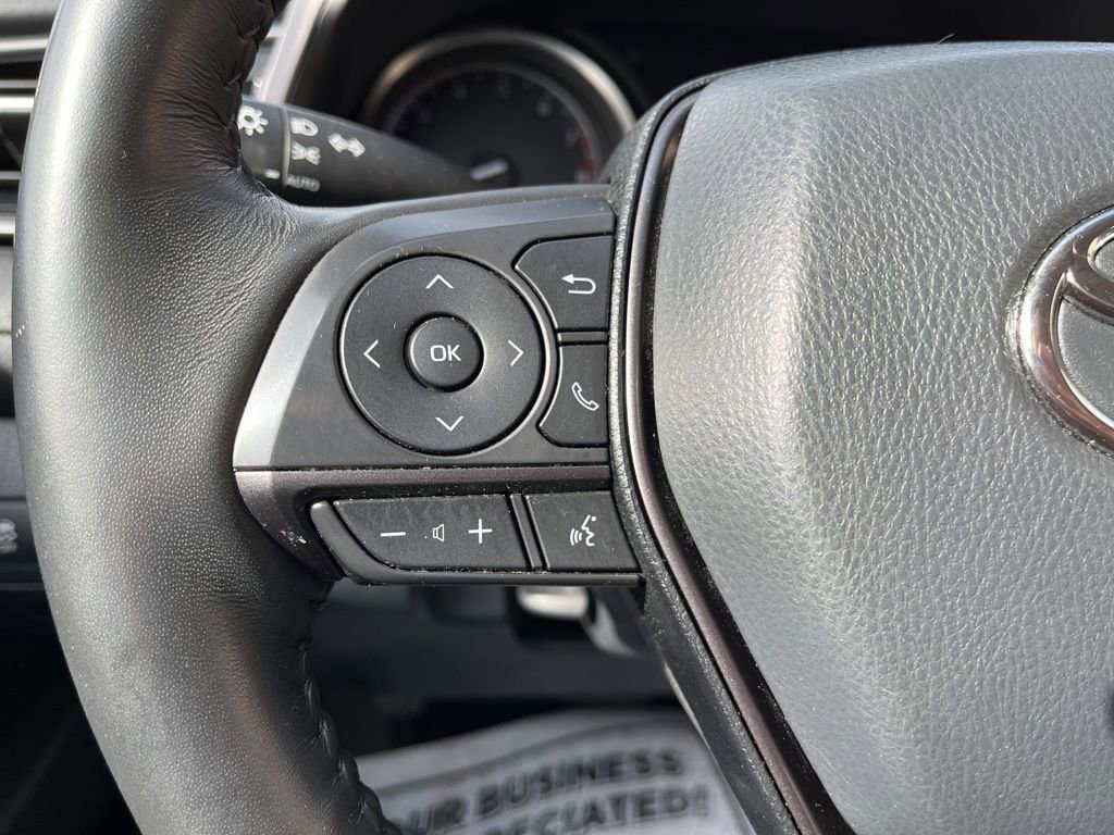 Used 2024 Toyota Camry SE image 25