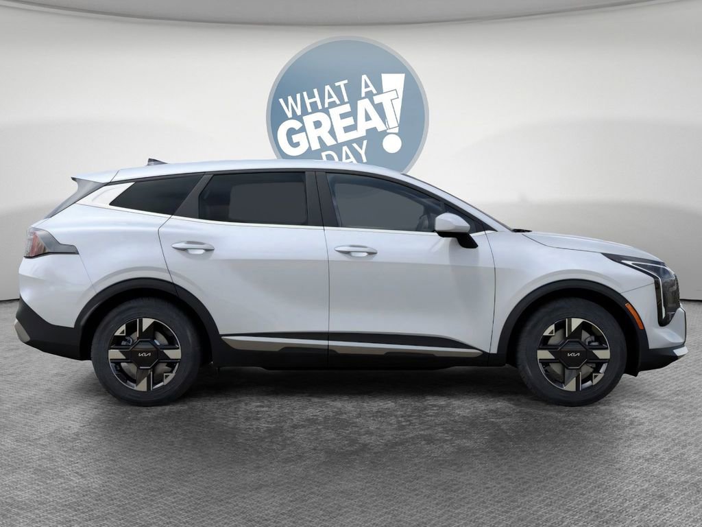 New 2026 Kia Sportage LX image 7