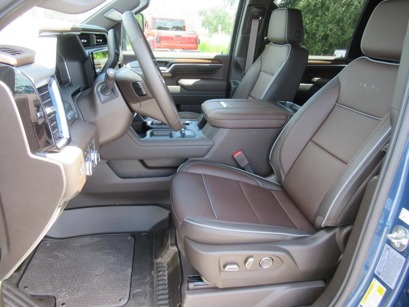 New 2026 GMC Sierra 2500 Denali w/ Denali Reserve Package AWD/4WD image 21