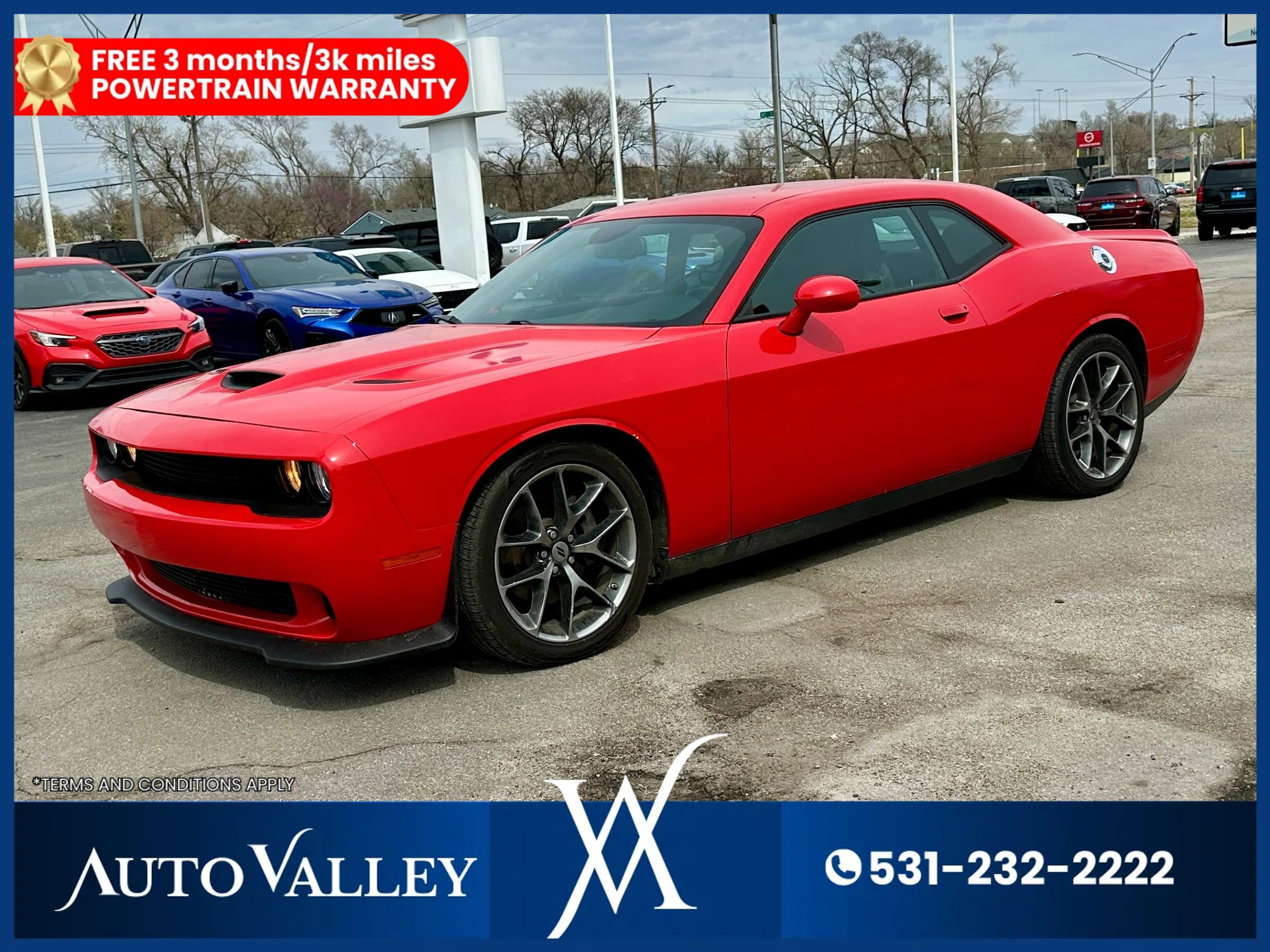 Used 2022 Dodge Challenger GT image 3