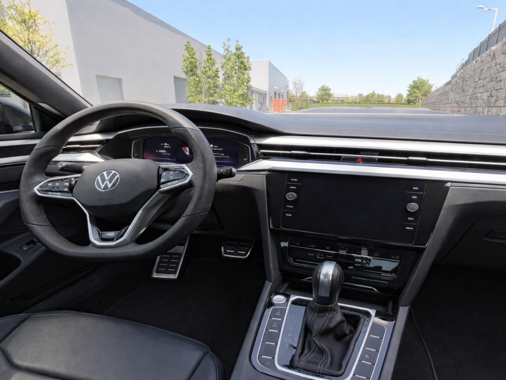 Used 2021 Volkswagen Arteon SEL FWD image 17