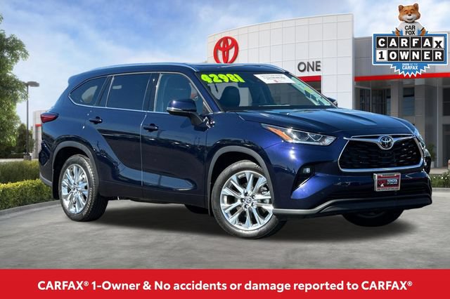 Used 2022 Toyota Highlander Limited AWD/4WD image 2