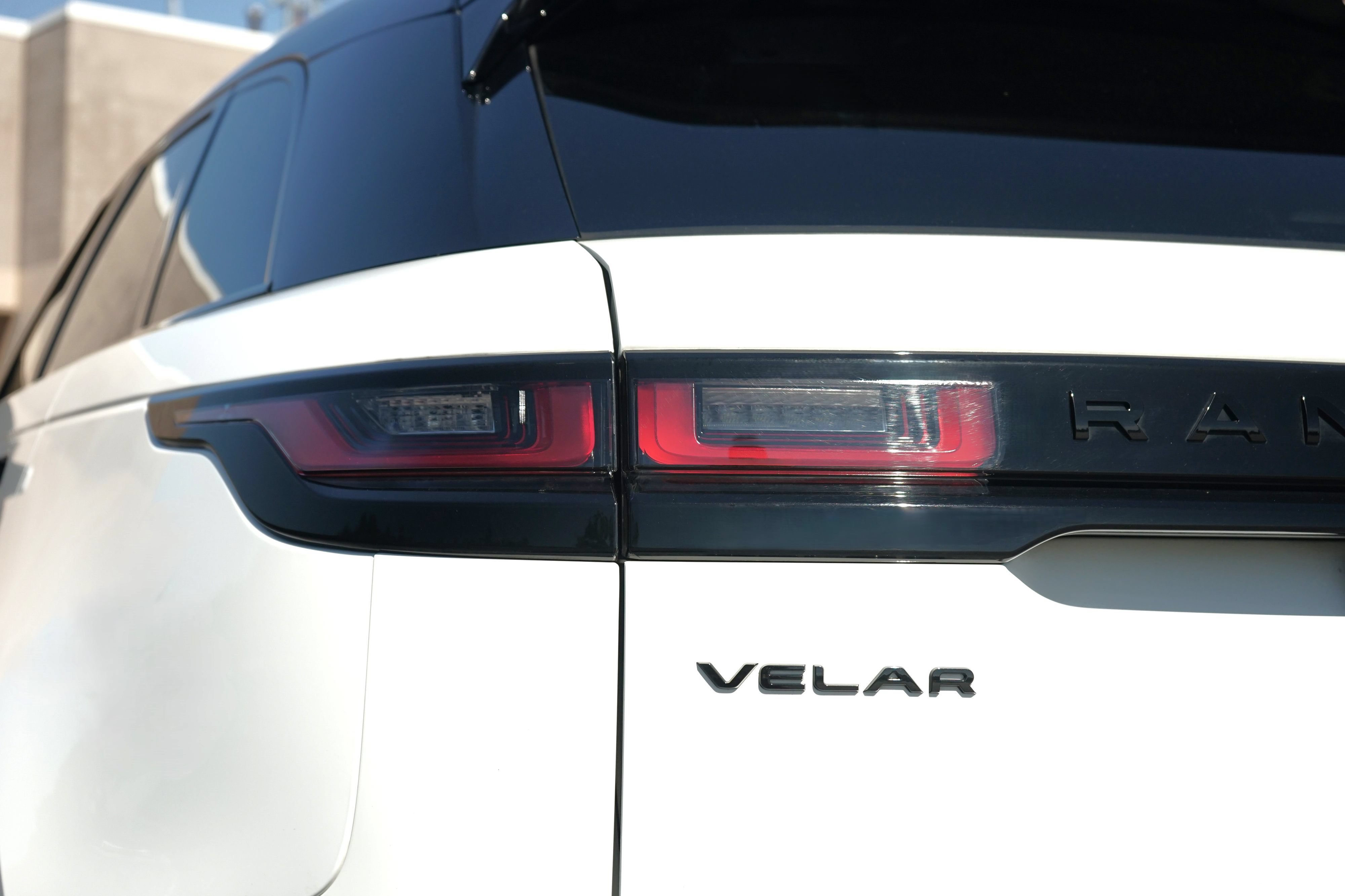 Used 2023 Land Rover Range Rover Velar R-Dynamic S AWD/4WD image 38
