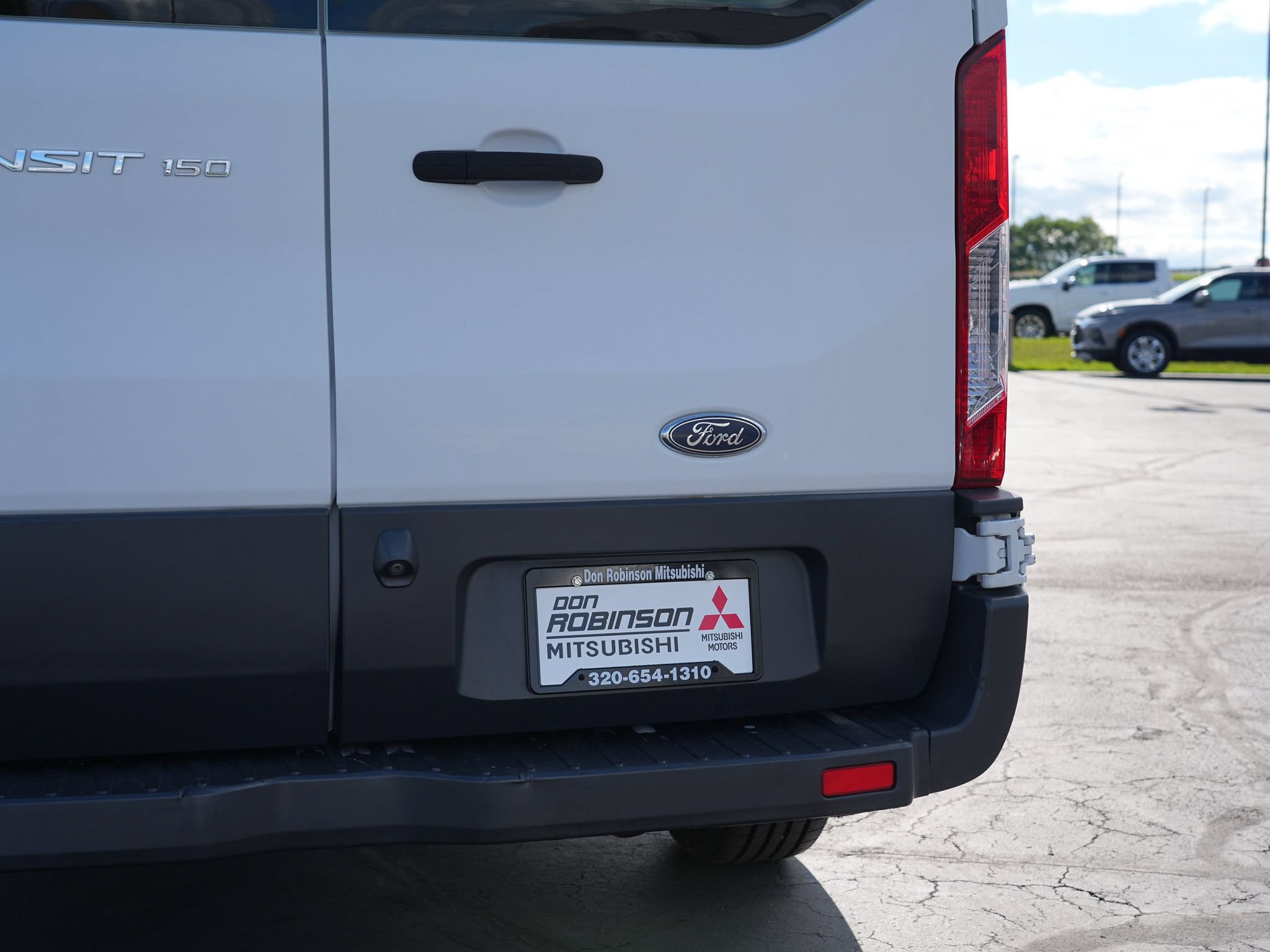 Used 2016 Ford Transit 150 130 Low Roof RWD image 11