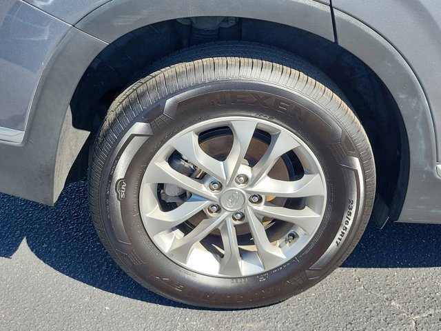 Used 2019 Hyundai Santa Fe SE image 36