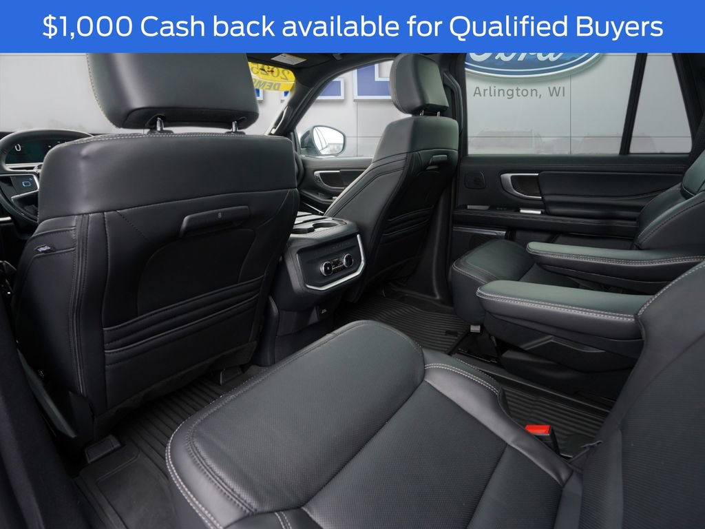 New 2025 Ford Expedition Max Platinum w/ Stealth Performance Package image 34