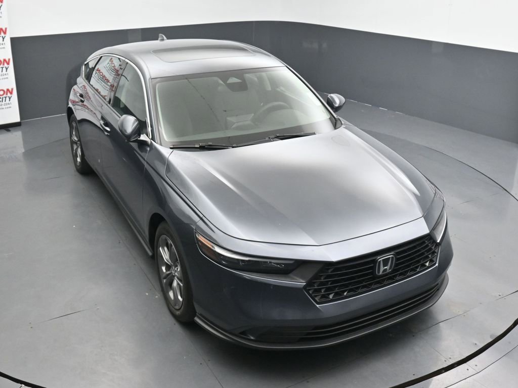 Used 2024 Honda Accord EX image 10