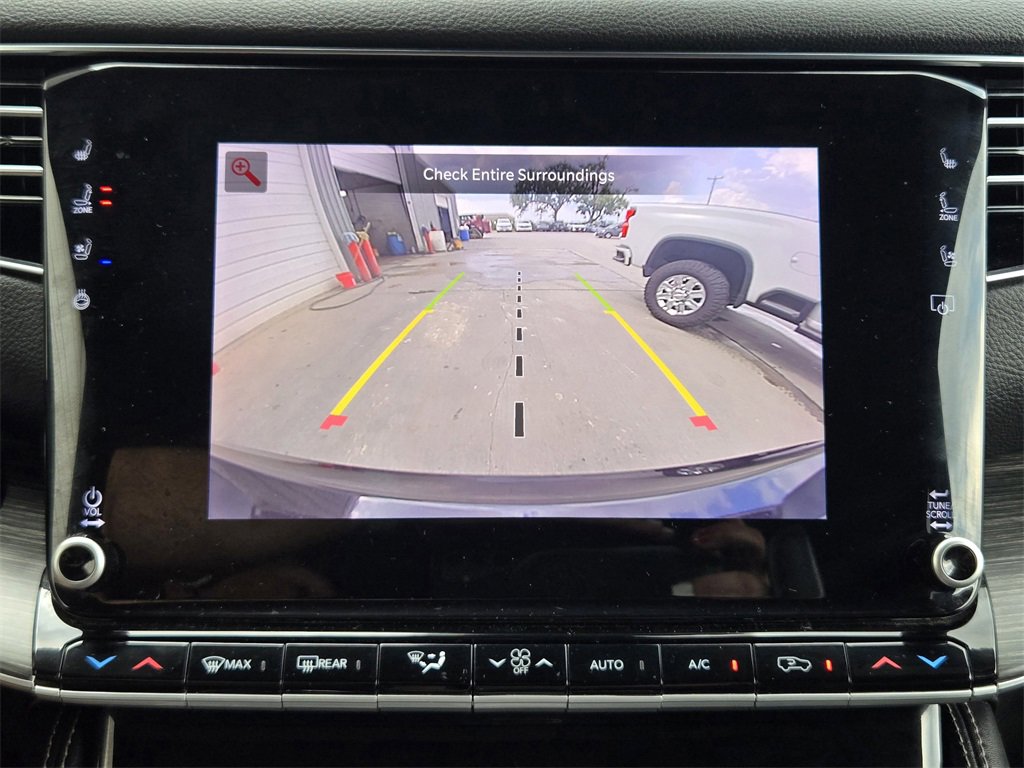 Used 2023 Jeep Wagoneer L Series II image 16