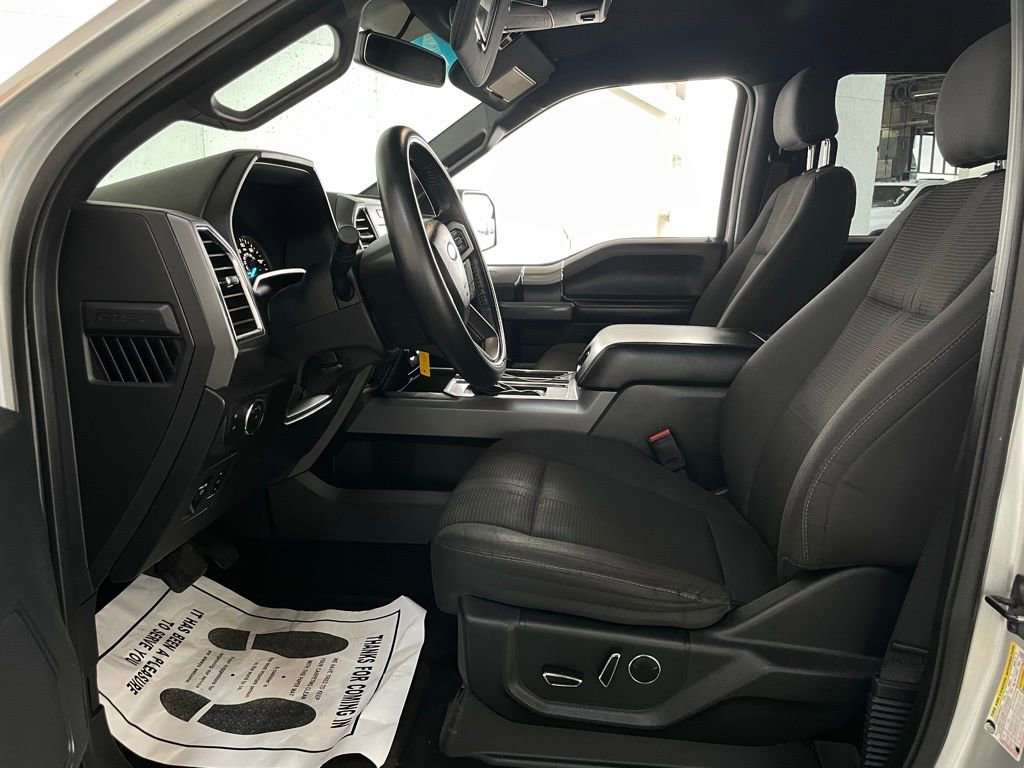 Used 2016 Ford F150 XLT w/ Equipment Group 302A Luxury RWD image 17