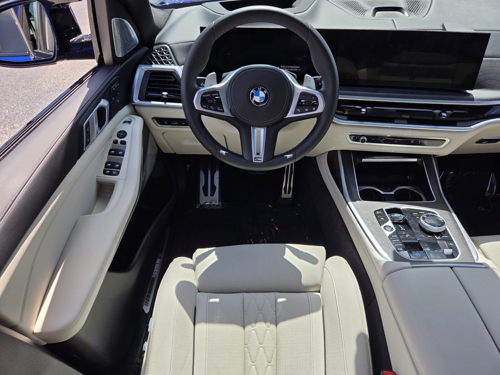 Used 2026 BMW X7 M60i AWD/4WD image 12