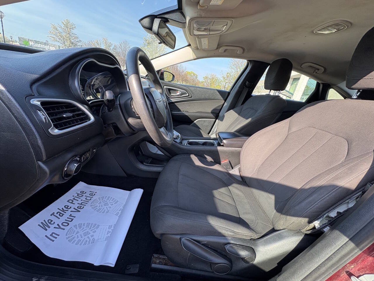 Used 2015 Chrysler 200 Limited FWD image 15