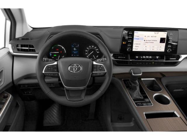 Used 2021 Toyota Sienna XLE w/ XLE Plus Package FWD image 10