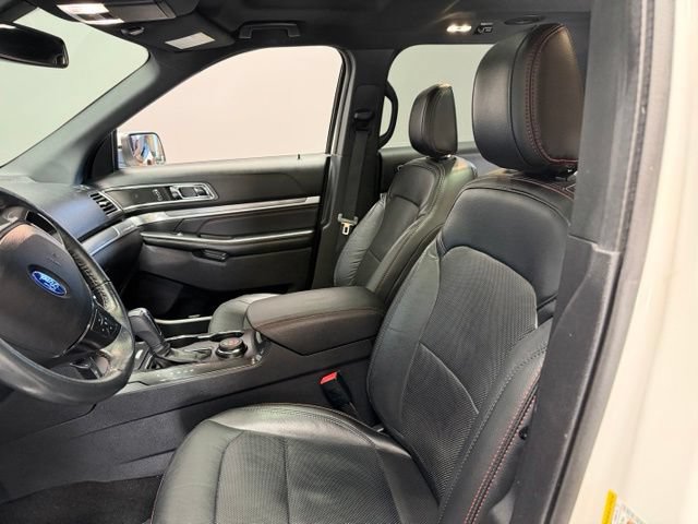 Used 2019 Ford Explorer Sport w/ Equipment Group 401A AWD/4WD image 16