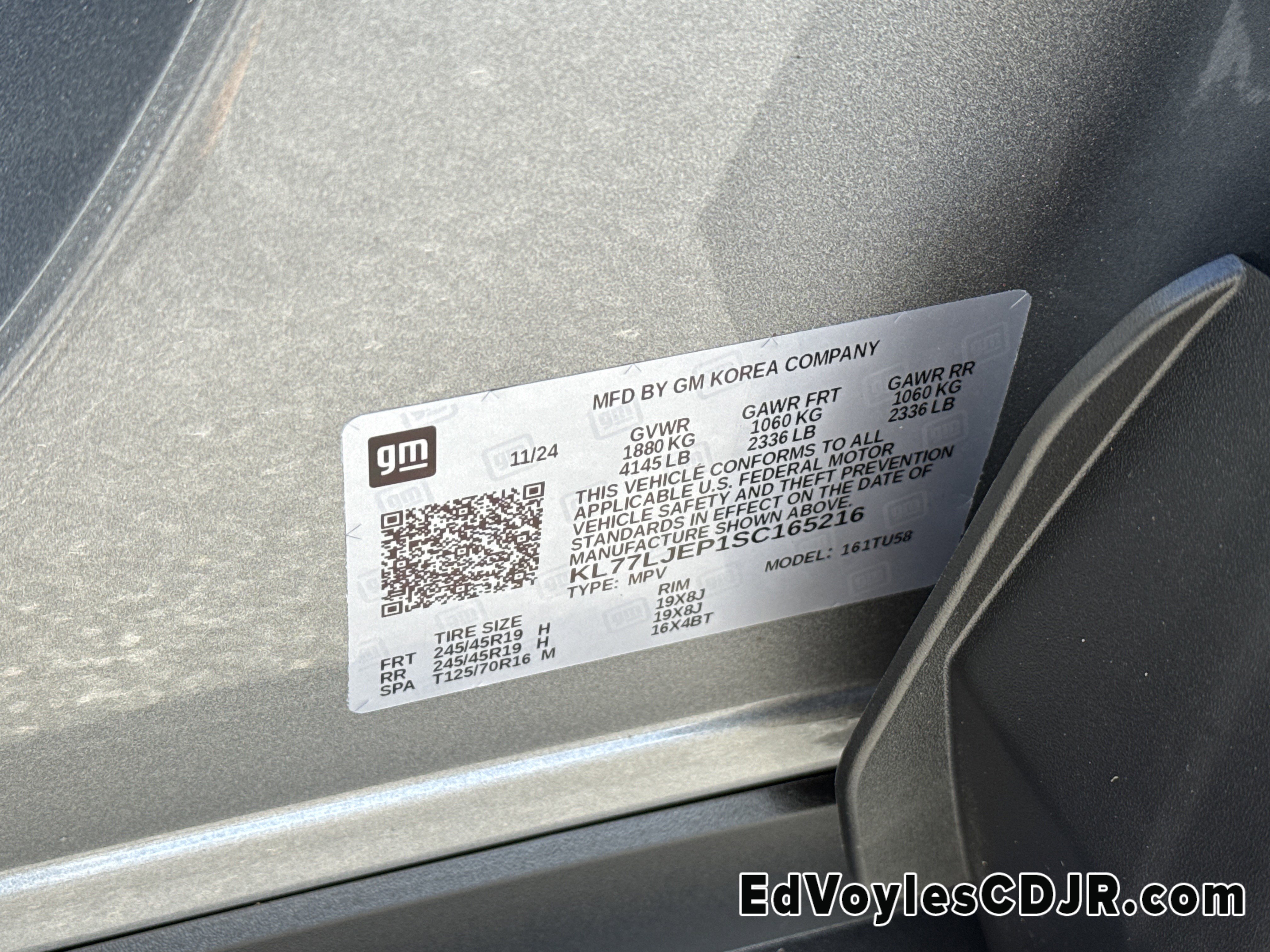 Used 2025 Chevrolet Trax RS w/ Driver Confidence Package image 35