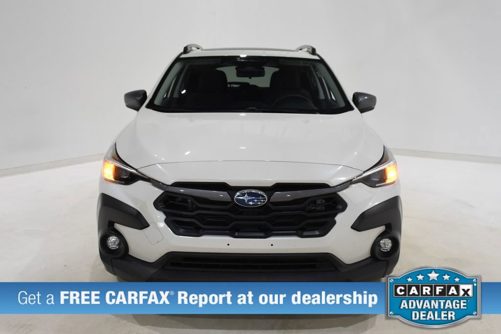 Used 2025 Subaru Crosstrek 2.0i Premium AWD/4WD image 2