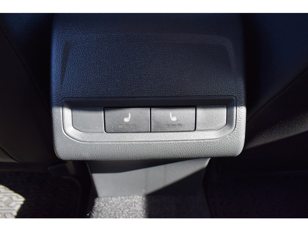 Used 2023 Volkswagen Jetta SEL image 16