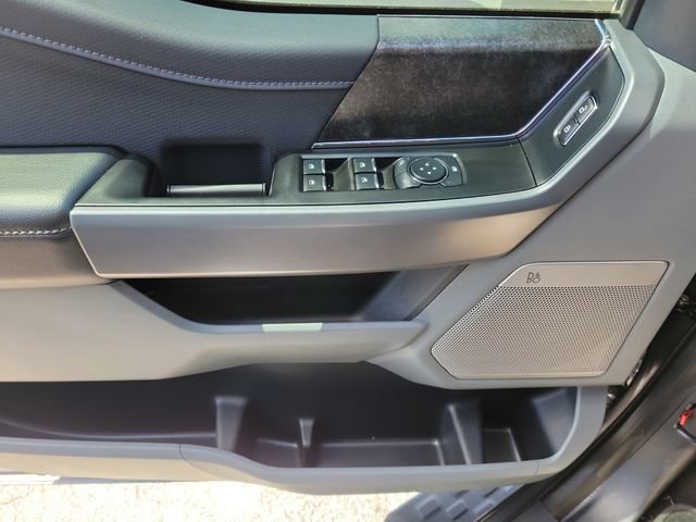 Used 2025 Ford F150 Lightning Flash image 14