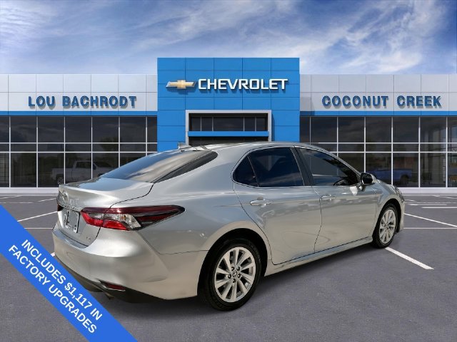 Used 2023 Toyota Camry LE FWD image 8