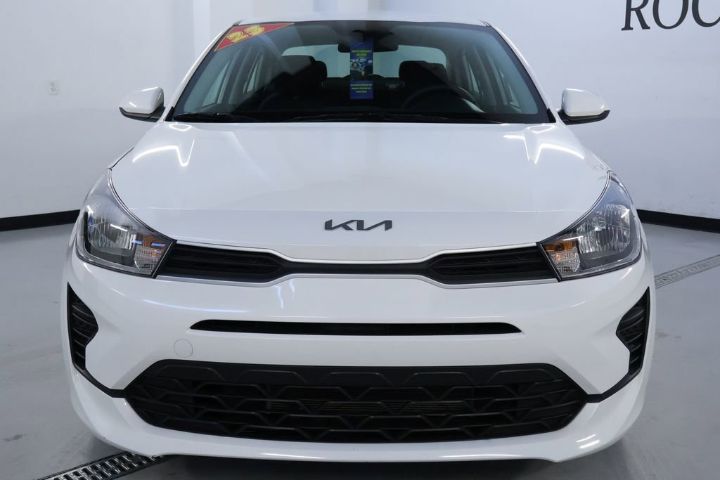 Used 2023 Kia Rio S image 2