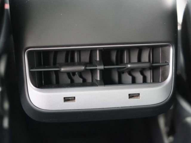 Used 2019 Tesla Model 3 Long Range image 22