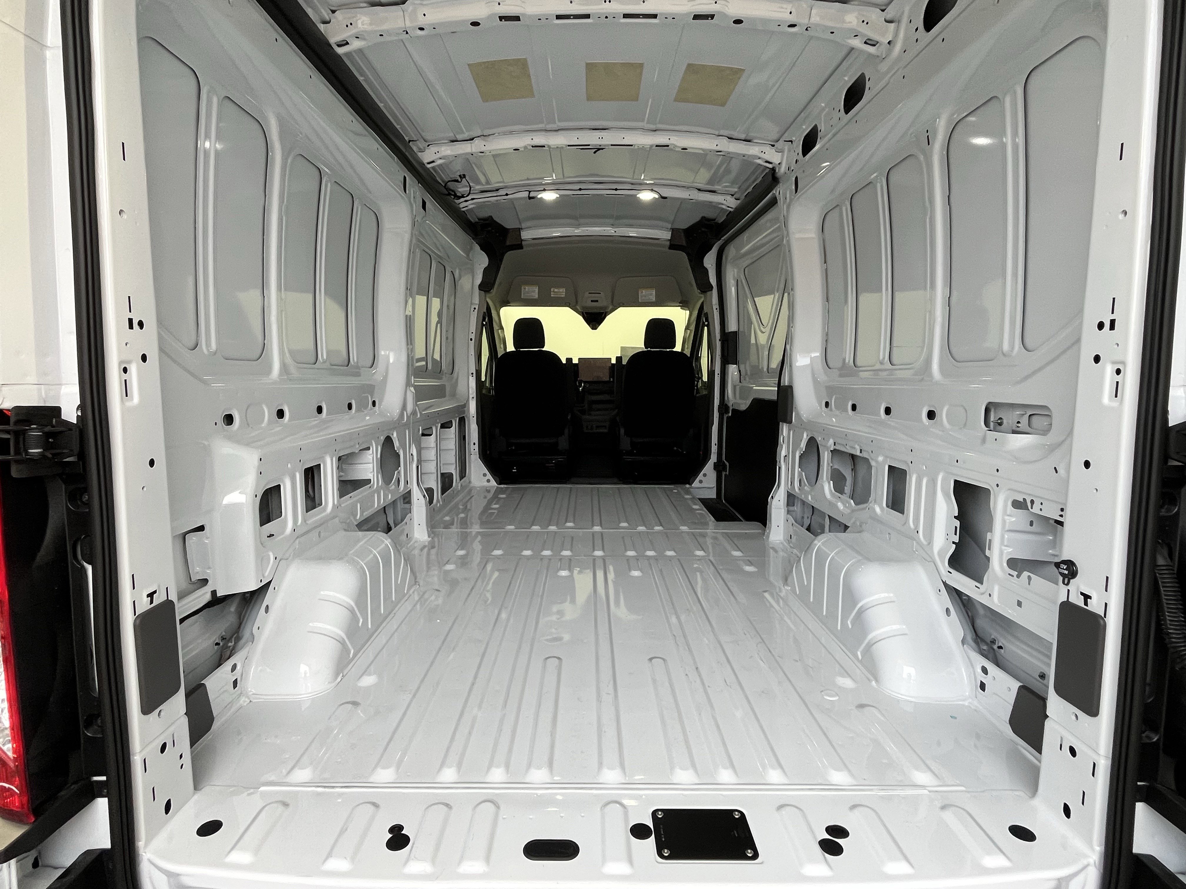 New 2026 Ford Transit 250 148 Medium Roof Extended AWD image 5