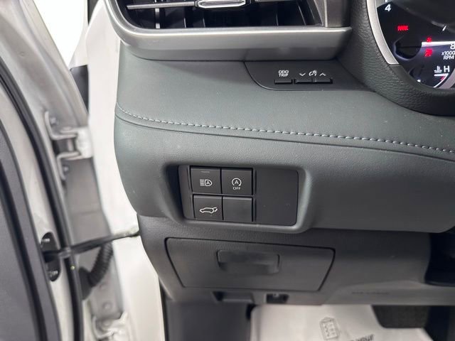 Used 2023 Toyota Highlander XLE image 26